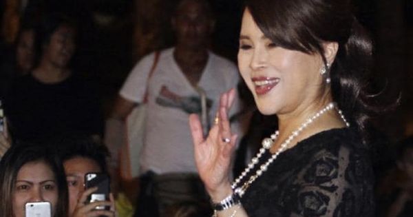 Hoàng gia Thái không ủng hộ Công chúa Ubolratana tham gia chính trường