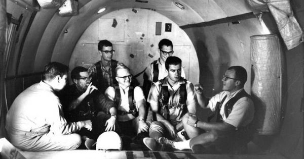 NASA có thể đưa phi hành gia ra vũ trụ là nhờ 11 người đàn ông khiếm thính
