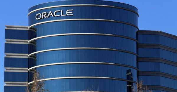 Hãng điện toán Oracle lên kế hoạch sa thải 900 nhân viên tại Trung Quốc