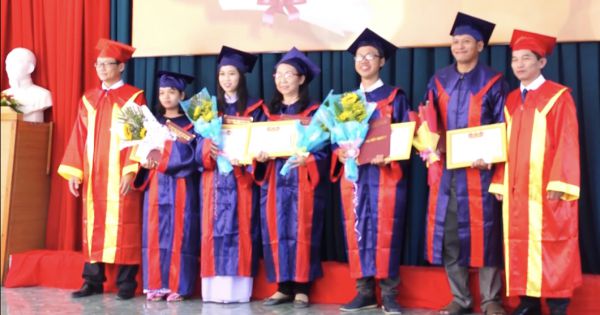 Trường Trung Cấp Tây Sài Gòn: Trao bằng tốt nghiệp cho gần 600 học viên