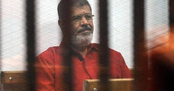 Cựu Tổng thống Ai Cập Mohamed Morsi đột tử ngay tại tòa