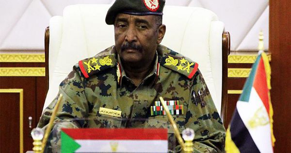 Sudan: Hội đồng quân sự chuyển tiếp kêu gọi các bên đàm phán