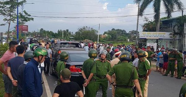 Vụ giang hồ vây xe công an ở Đồng Nai: Tạm đình chỉ 2 trung tá