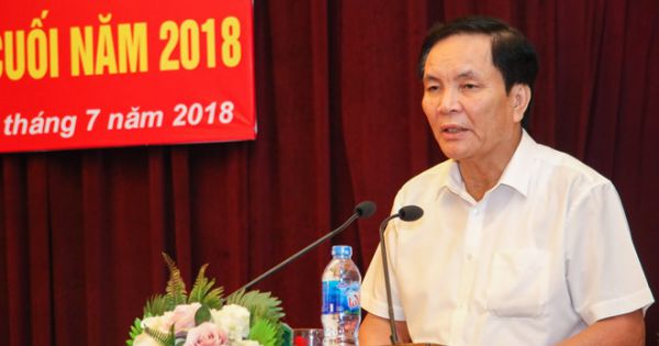 Phó Chủ tịch VFF Cấn Văn Nghĩa xin từ chức