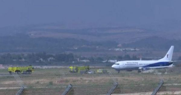 Máy bay chở 152 khách hạ cánh khẩn ở Israel vì sự cố kỹ thuật