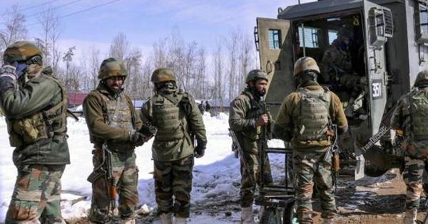 Quân đội Ấn Độ, Pakistan bất ngờ chạm súng tại Kashmir