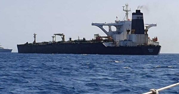 Anh phóng thích toàn bộ thủy thủ tàu dầu Iran bị bắt giữ