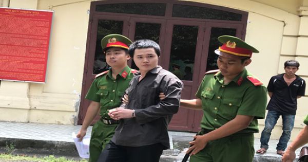 “Tú ông” Sài Gòn dắt mối Á hậu bán dâm lĩnh 5 năm tù