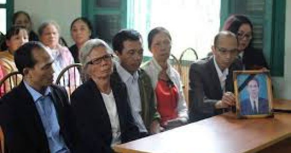 Điện Biên: Chưa thống nhất tiền bồi thường vụ ba mẹ con mang án oan gần 30 năm