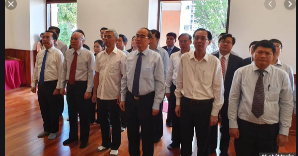 Đoàn lãnh đạo cấp cao TPHCM thăm và làm việc ở Singapore