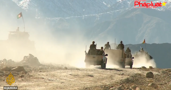 Afghanistan: Taliban đánh bom căn cứ quân sự, 4 người thiệt mạng