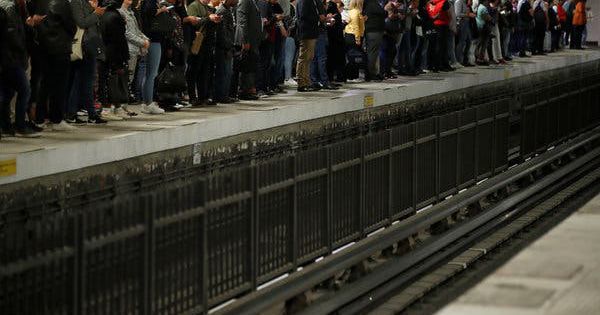 Pháp: Giao thông tại Paris lại tê liệt vì bãi công