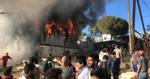 Hỏa hoạn tại trại tị nạn ở Hy Lạp, 2 người thiệt mạng