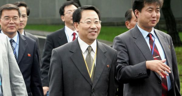 Trưởng đoàn đàm phán hạt nhân Triều Tiên đến Bắc Kinh