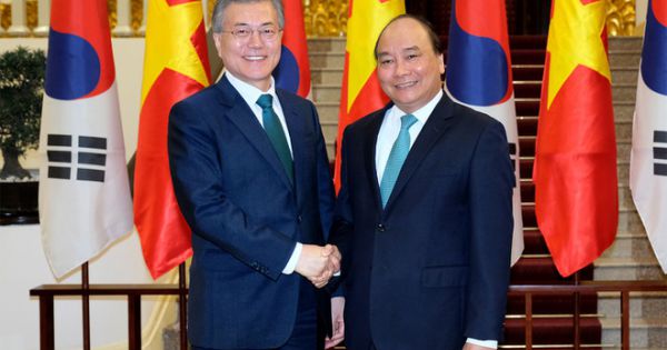 Thủ tướng Nguyễn Xuân Phúc lên đường làm việc tại Hàn Quốc