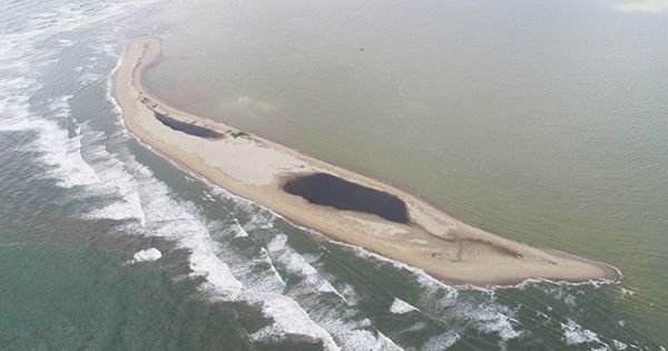 Hội An: Cồn cát trên biển Cửa Đại giảm 1,5 ha