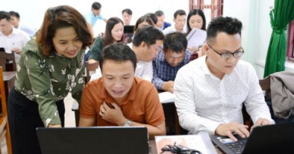 Quảng Bình: Tập huấn CTGDPT (Chương trình giáo dục Phổ thông) 2018 cho hơn 200 giáo viên cốt cán
