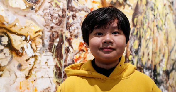 Cậu bé 12 tuổi người Việt mở triển lãm tranh ở New York