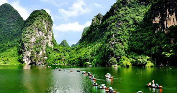 Du lịch Ninh Bình phấn đấu đón gần 7,8 triệu lượt khách năm 2020