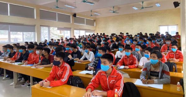 Sinh viên Hà Nội yên tâm trở lại giảng đường