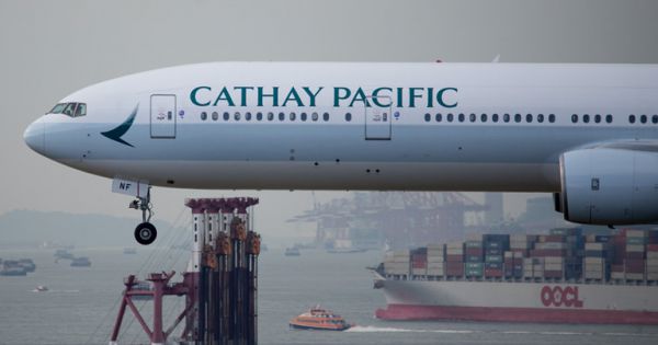 Cathay Pacific bị phạt hơn 640.000 USD vì làm rò rỉ dữ liệu khách
