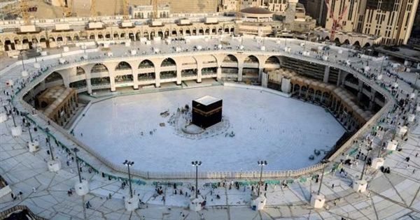 Ả Rập Saudi kêu gọi tạm thời không hành hương về Mecca mùa dịch