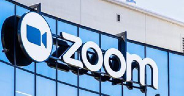 Ứng dụng họp trực tuyến Zoom có thể bị kiện