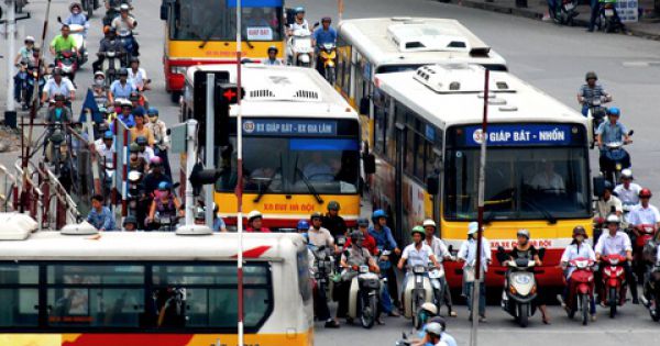 Hà Nội: 16.000 chuyến xe buýt hoạt động trở lại