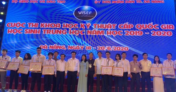 Học sinh Lào Cai dẫn top đầu Cuộc thi Khoa học Kỹ thuật cấp quốc gia