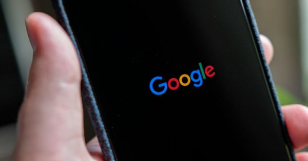 Google thu thập nhiều thông tin của người dùng điện thoại Android