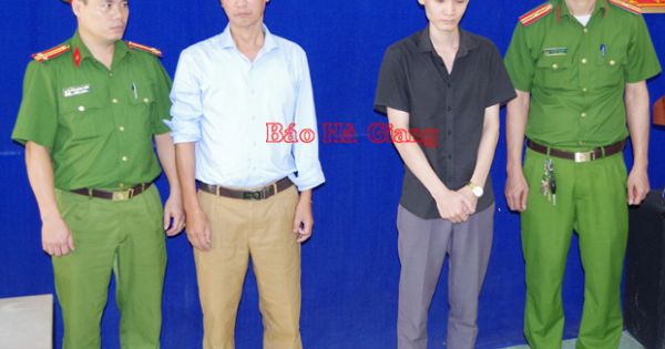 Làm giả giấy khám sức khỏe, hai bác sĩ Trường Trung cấp Y tế tỉnh Hà Giang bị bắt