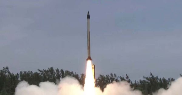 Ấn Độ thử tên lửa siêu vượt âm trong lúc căng thẳng với Trung Quốc