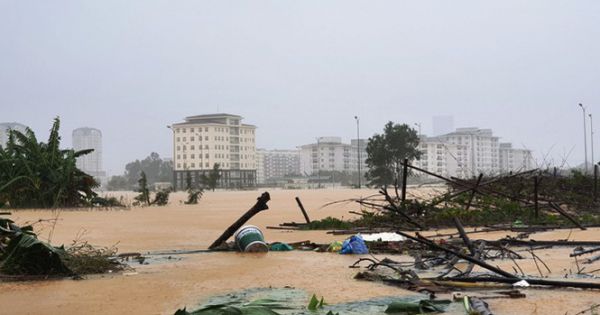 Quảng Ninh ủng hộ 9 tỷ đồng cho miền Trung ứng phó thiên tai lũ lụt