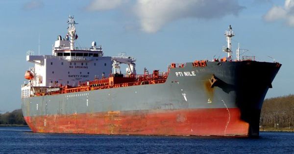 Tàu dầu Hong Kong bị tấn công ở vùng biển châu Phi