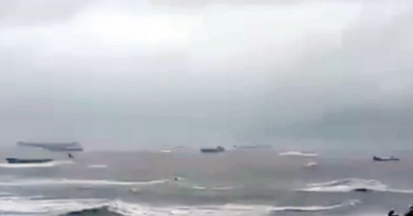 15 thuyền viên mất tích trong vụ chìm tàu trên biển Phú Quý