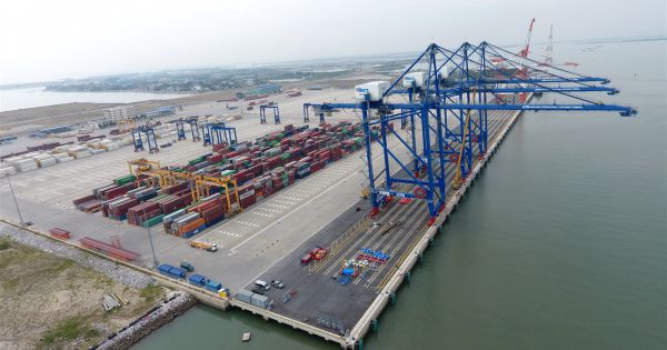 Xây thêm 2 bến container tại Cảng cửa ngõ quốc tế Hải Phòng