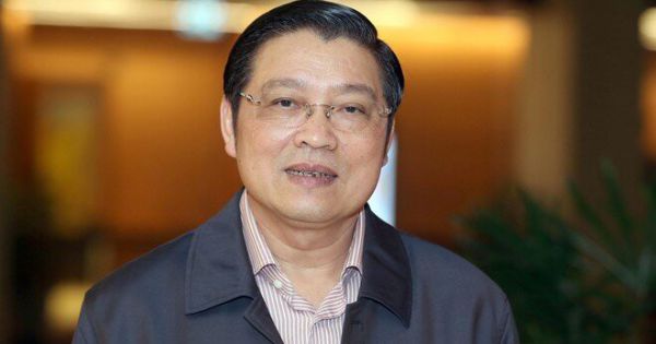 Ủy viên Bộ Chính trị Phan Đình Trạc, Thứ trưởng Lê Minh Hoan được giới thiệu ứng cử ĐBQH