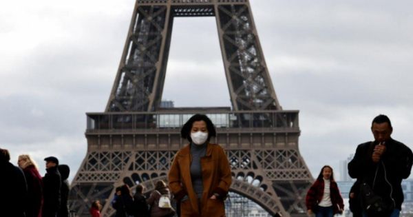 Covid-19: Số ca nhiễm tại Pháp tăng kỉ lục trong 4 tháng qua