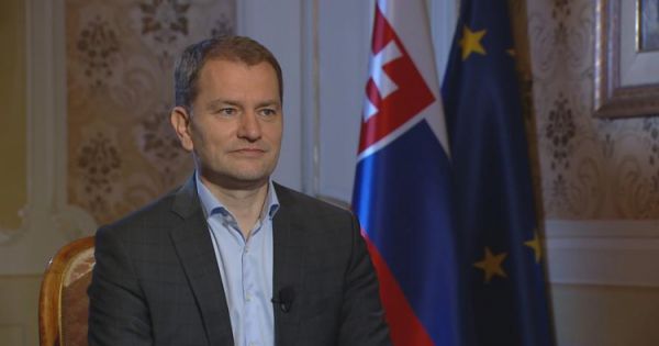 Thủ tướng Slovakia từ chức sau bê bối thỏa thuận vaccine với Nga