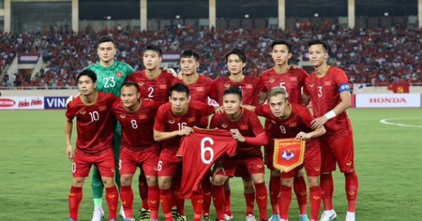 Đội tuyển bóng đá Việt Nam lên hạng 92 thế giới