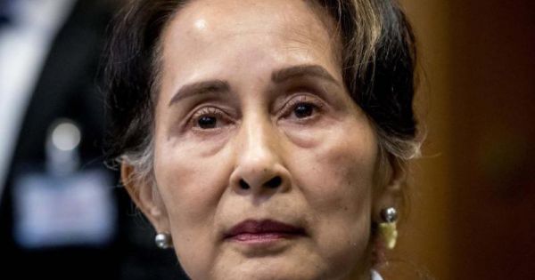 Quân đội Myanmar tính giải tán đảng của bà Aung San Suu Kyi