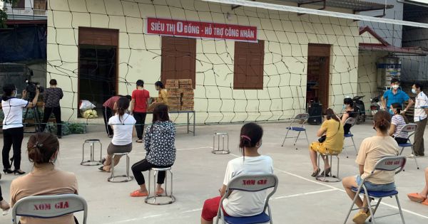 “Siêu thị 0 đồng” giúp công nhân Bắc Giang vượt qua khó khăn của dịch COVID-19