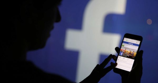 Facebook cáo buộc nhóm người Việt Nam lừa đảo quảng cáo