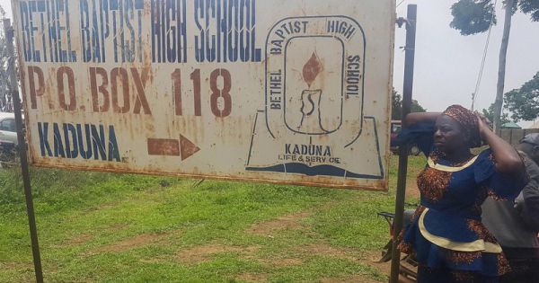 Trường học Nigeria bị tấn công, 150 học sinh bị bắt cóc tống tiền