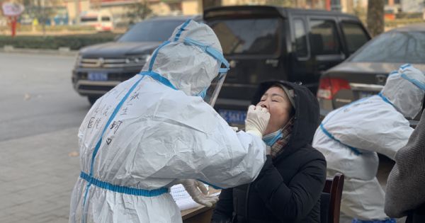Trung Quốc bắt giữ quan chức phòng thí nghiệm vì nghi ngờ để lây lan virus SARS-CoV-2