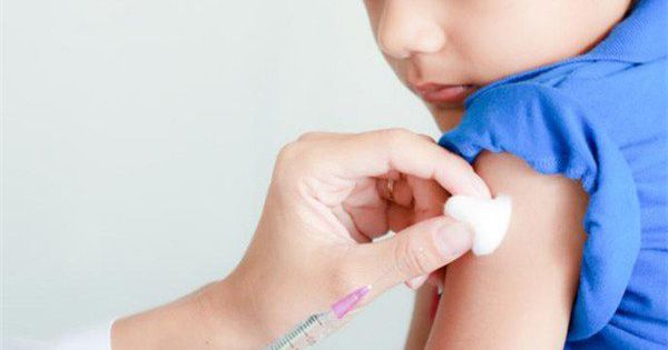 Thủ tướng Phạm Minh Chính yêu cầu nghiên cứu việc tiêm vaccine Covid-19 cho trẻ 3-5 tuổi
